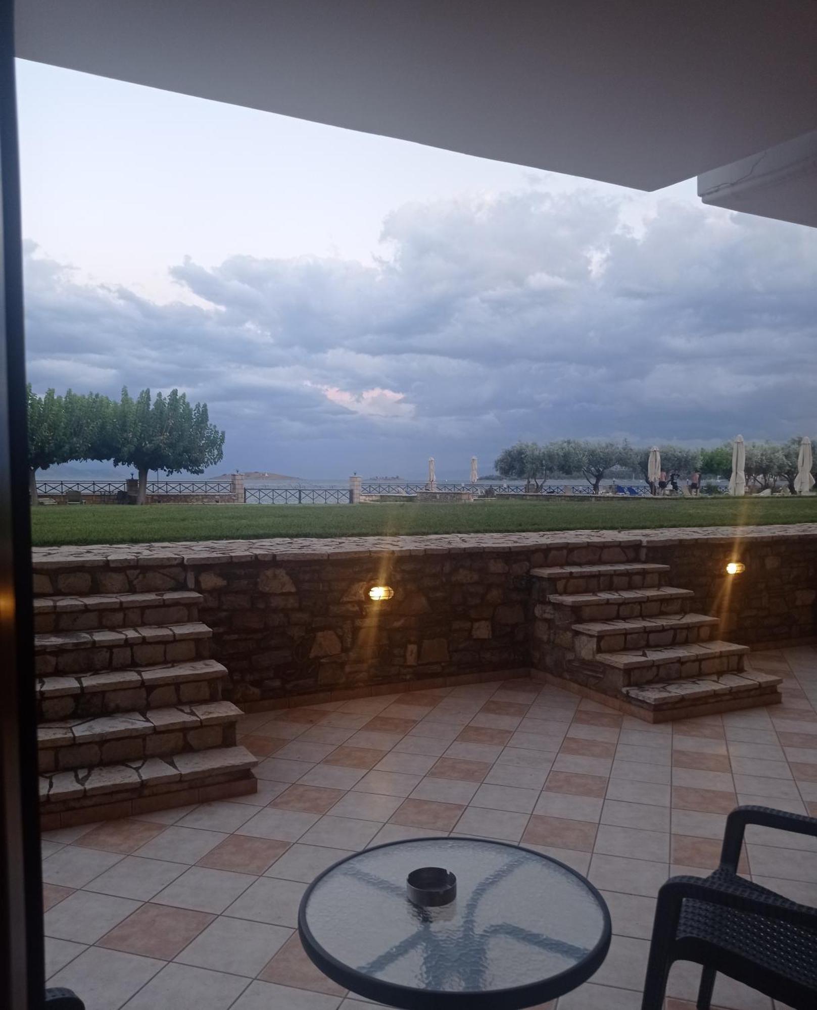 Europa Beach Hotel Galaxídhion Dış mekan fotoğraf