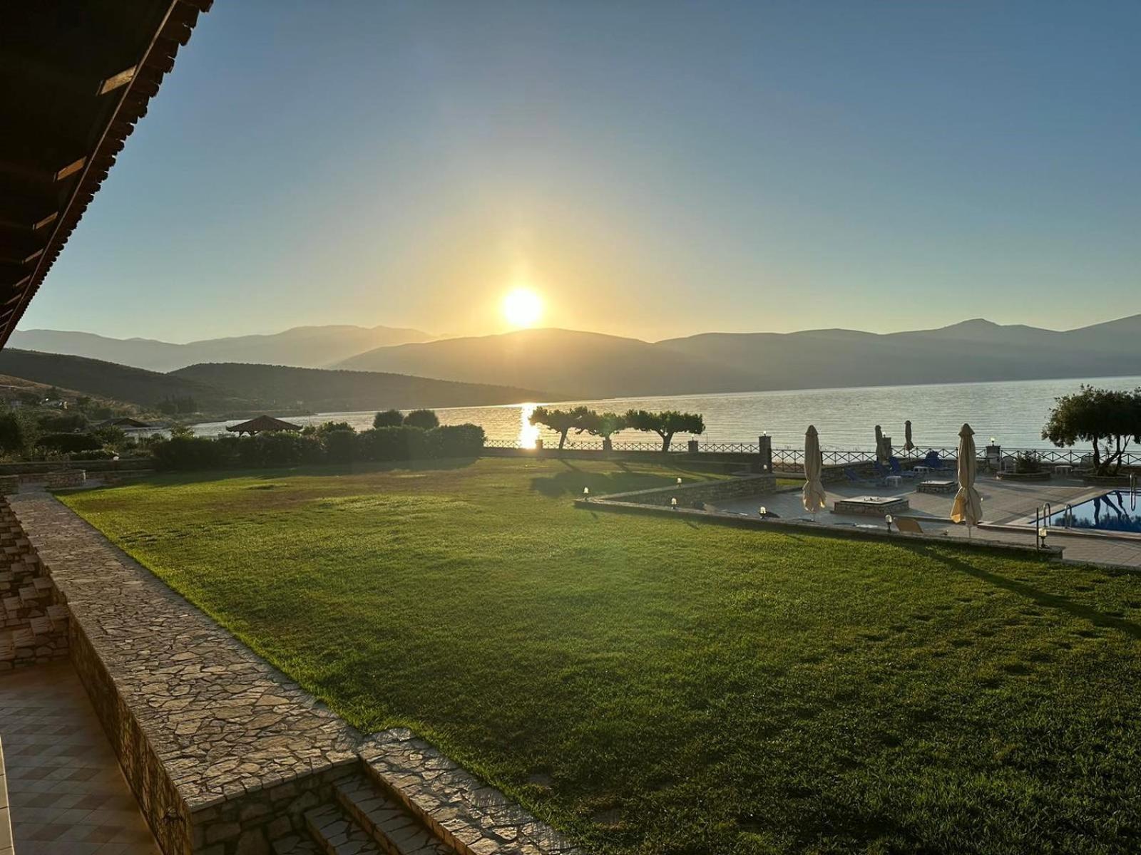 Europa Beach Hotel Galaxídhion Dış mekan fotoğraf